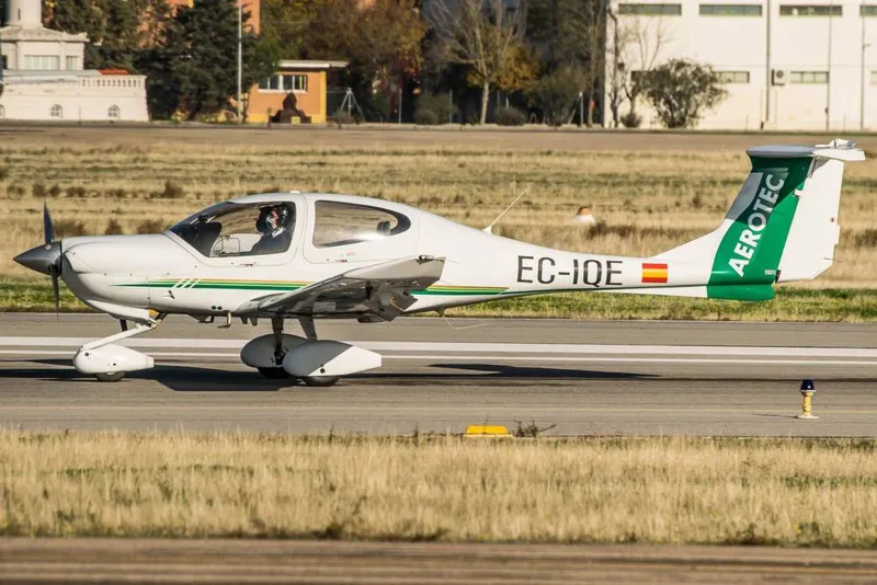 2003 Diamond DA40-180 Star