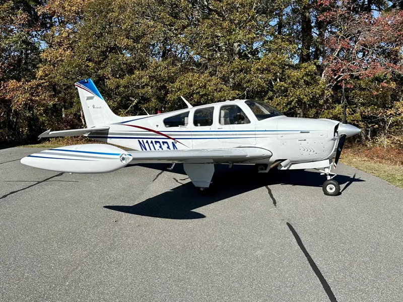 1980 Beechcraft Bonanza F33A
