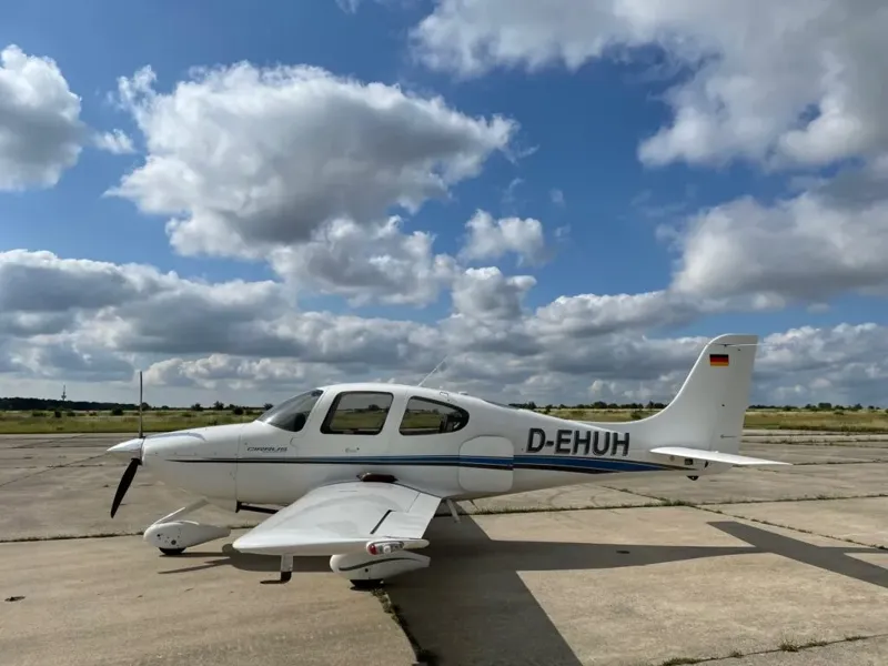 Cirrus SR20