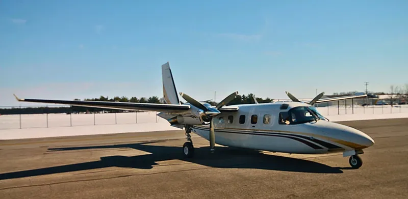 1981 Commander 1000