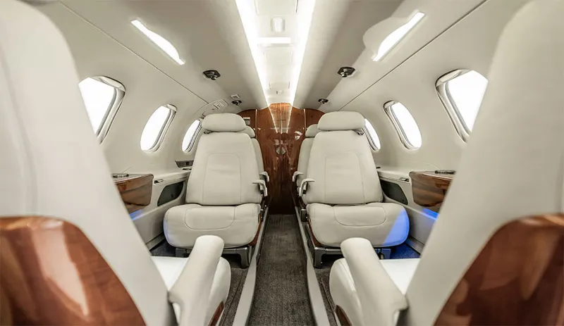 2010 Embraer Phenom 300