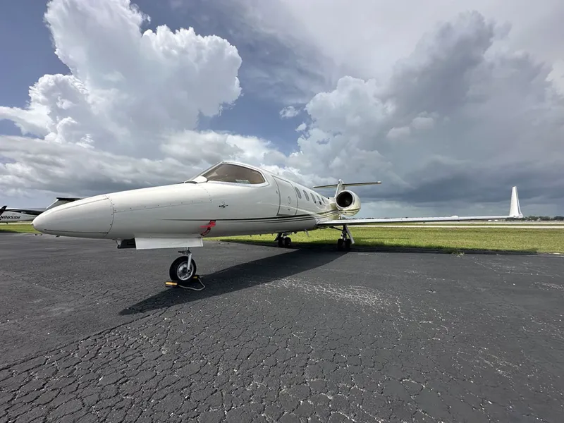 1992 Bombardier 31A