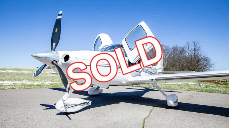 2006 CIRRUS SR22 (sold)