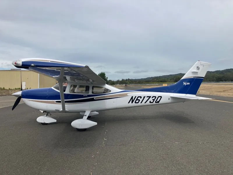 2004 Cessna 182T for sale