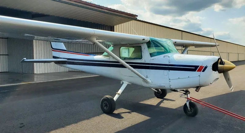 1982 CESSNA 152 (sold)