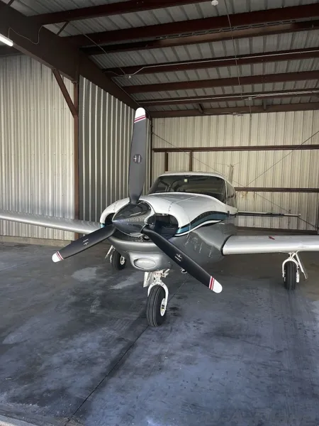 1960 Piper PA-24 Comanche