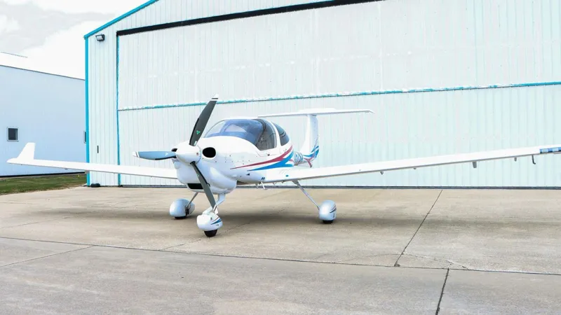 2023 Diamond DA40 for sale