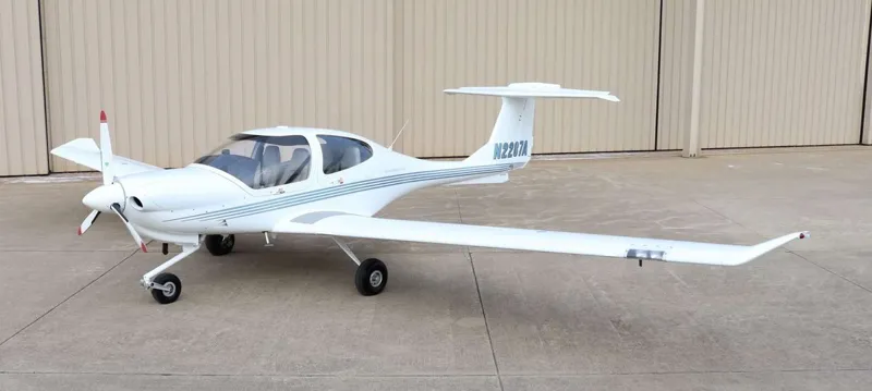 2002 Diamond DA40 for sale