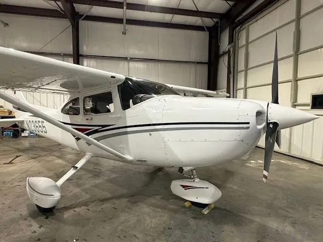 1998 Cessna 182S Skylane
