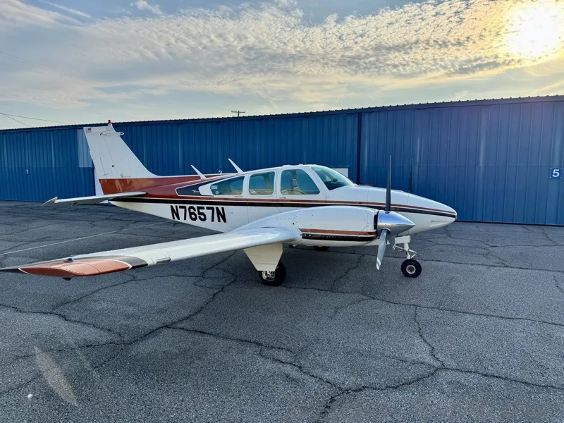 1968 Beechcraft B55