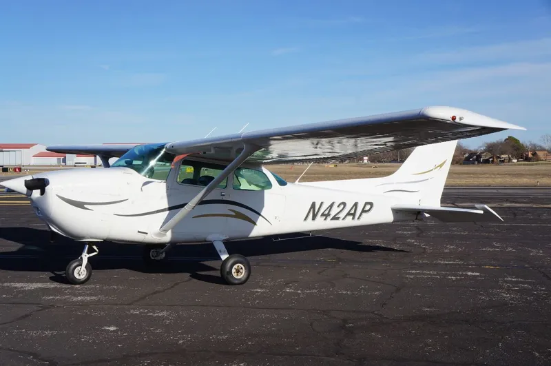 1977 Cessna 172N for sale