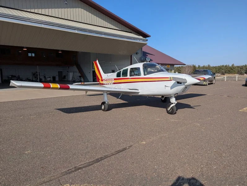 1976 Beechcraft C23 Sundowner 180