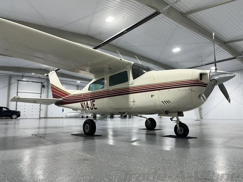 1975 Cessna T210L
