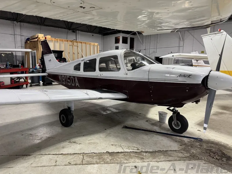 1980 Piper PA-28-181