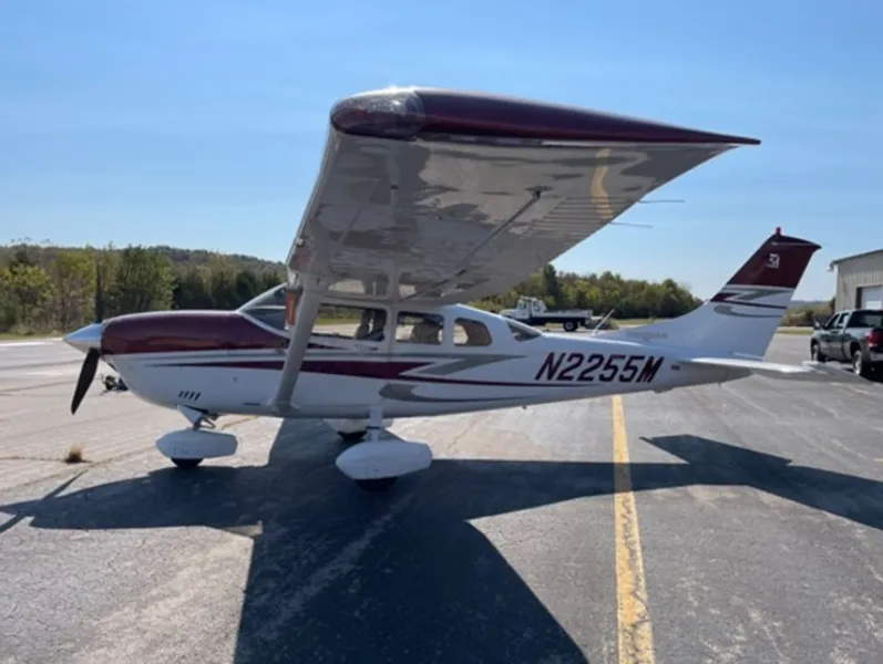 Cessna 206H