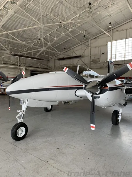 1960 Beechcraft D50 Twin Bonanza
