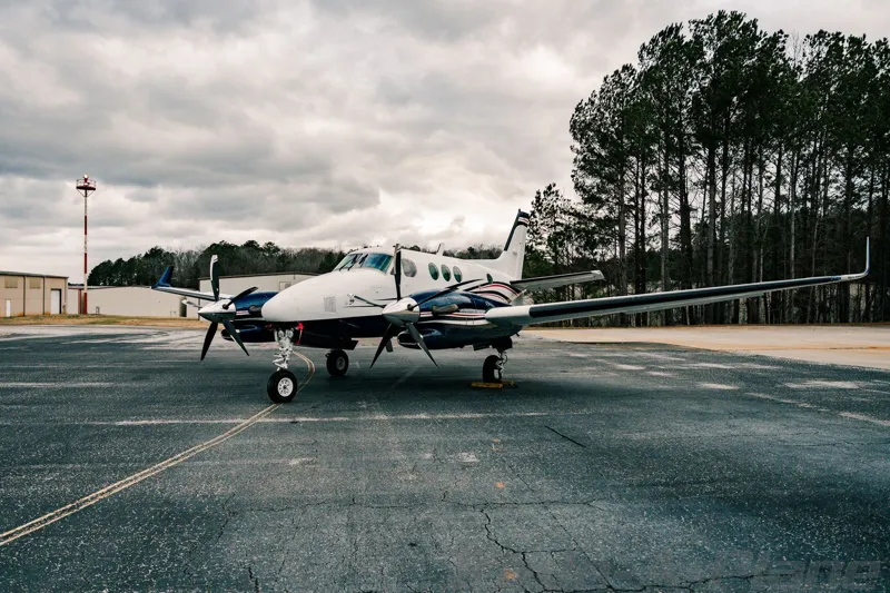 1987 Beechcraft C90A