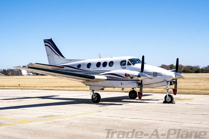 Beechcraft C90B