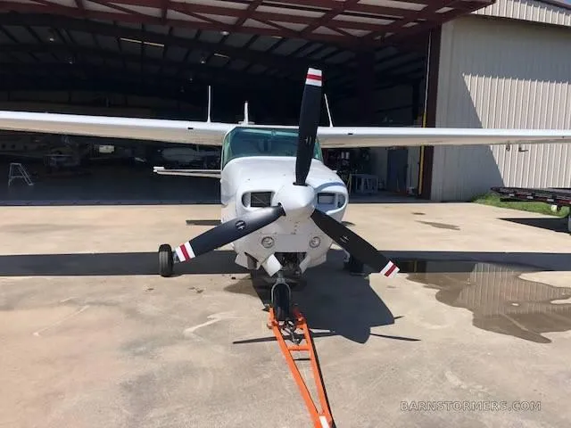 Cessna T210L for sale
