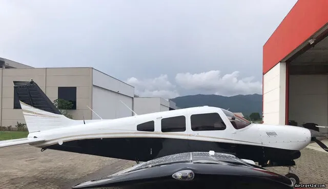 1977 Piper PA-28R-201T