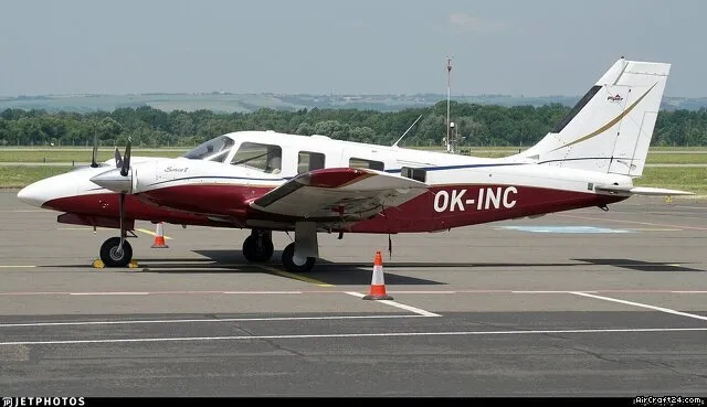 2001 Piper Seneca for sale