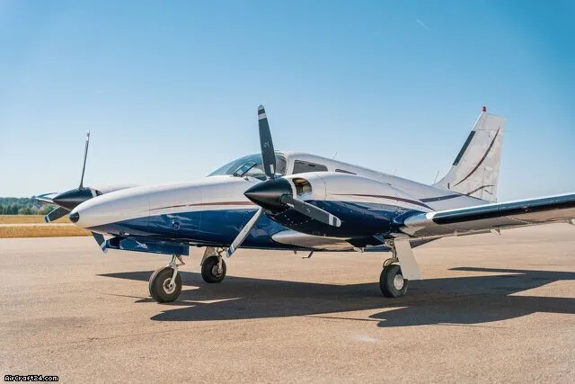 1982 Piper PA-34-220T Seneca III