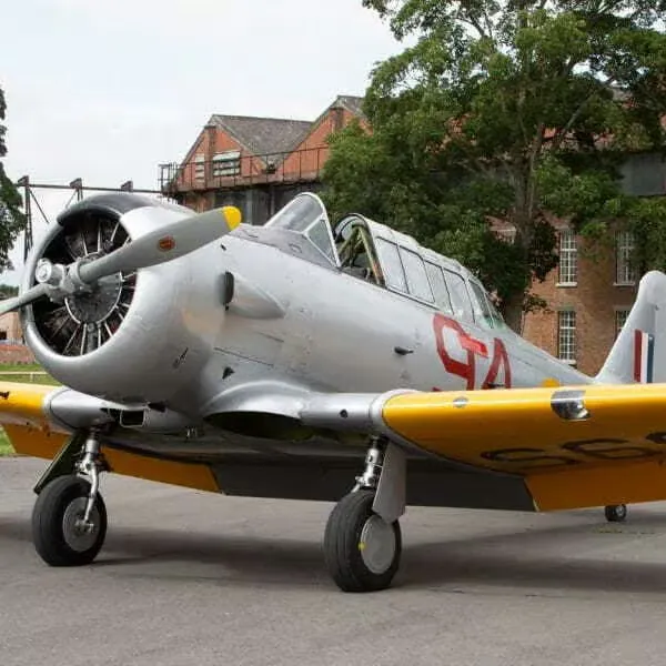 1942 NORTH AMERICAN American Harvard IIB (sold)