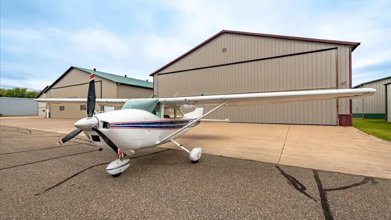 1976 Cessna 182P Skylane