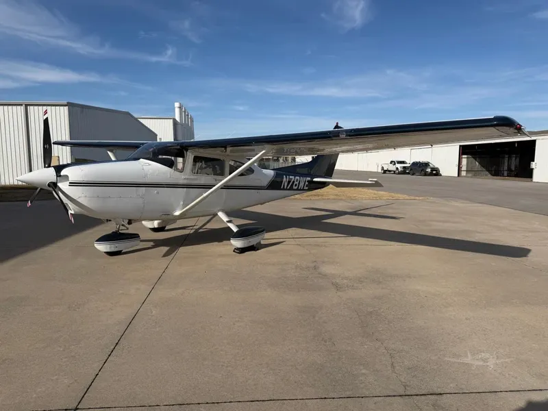 2000 Cessna 182S Skylane