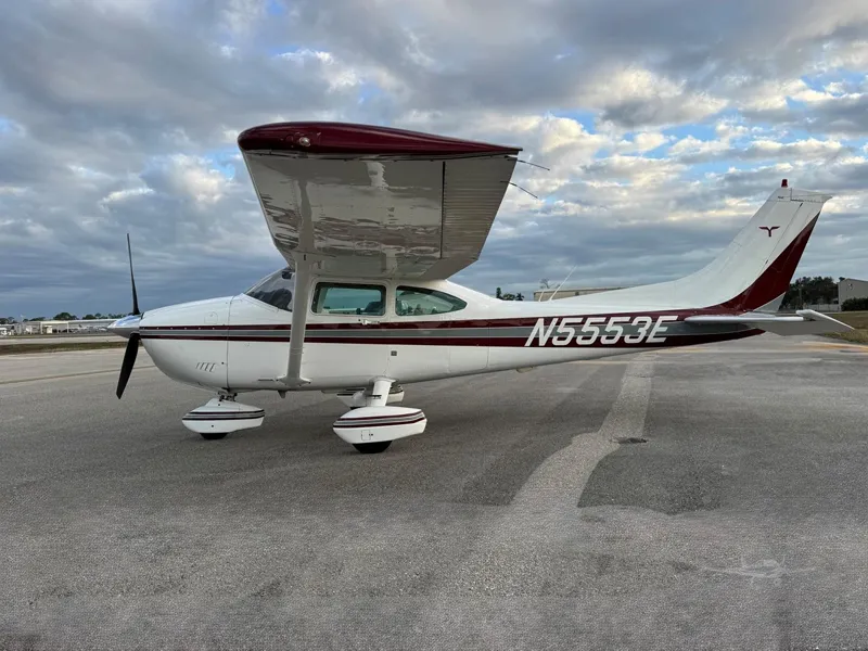 1983 Cessna 182R for sale