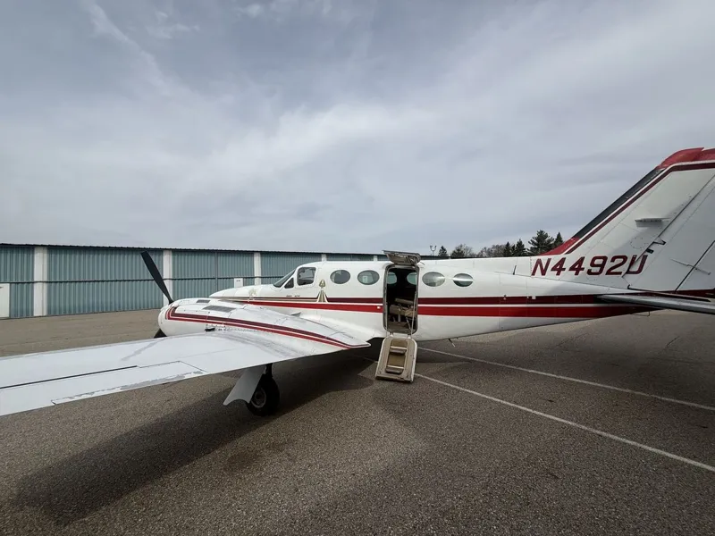 Cessna 421