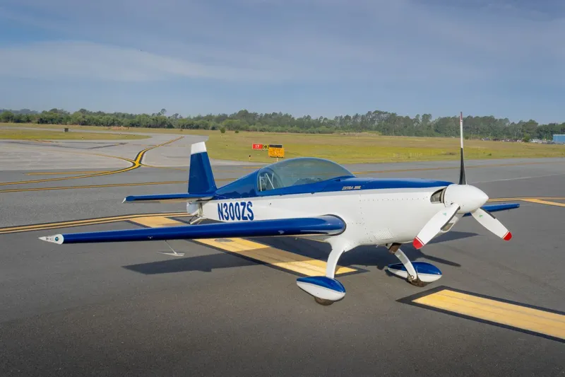 Extra 300